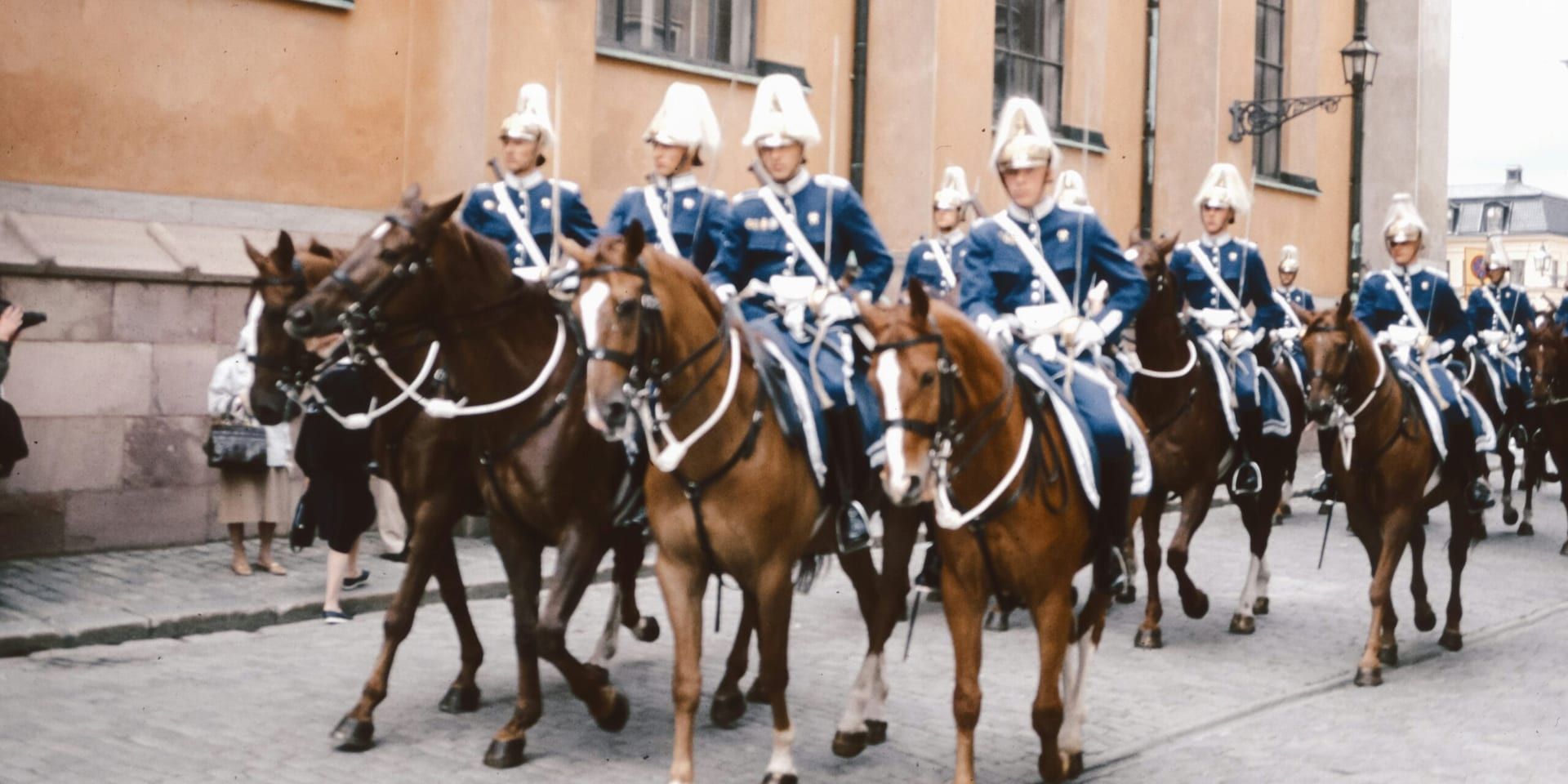 U.S. Army’s 250th Anniversary Parade in D.C. Sparks Nationwide ‘No Kings’ Protests