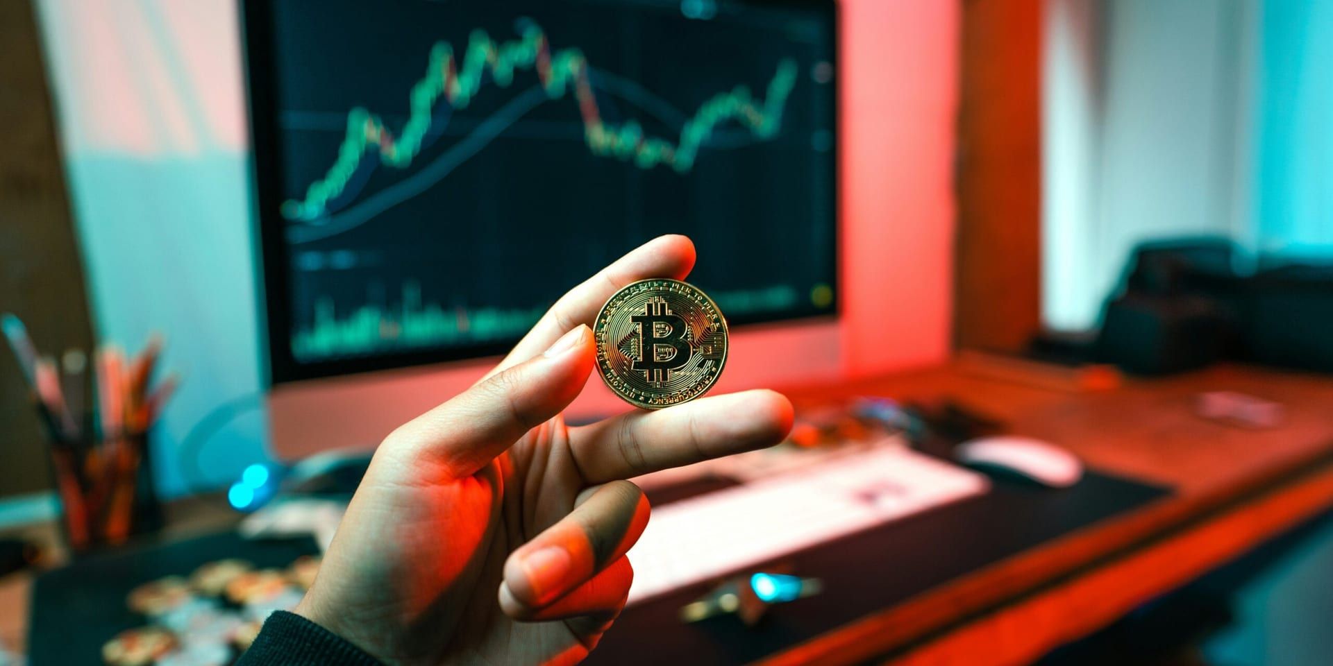 U.S. Crypto Market Sees Modest Gains Amid Broader Financial News