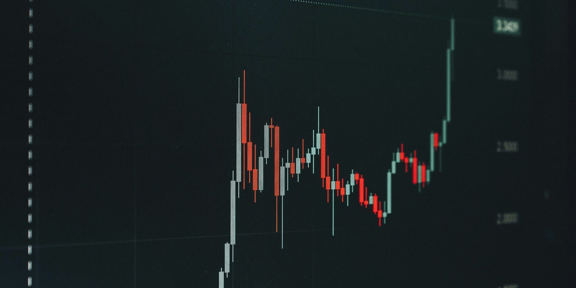 Northern Trust Shares Rise as It Rejects BNY Mellon’s Merger Approach