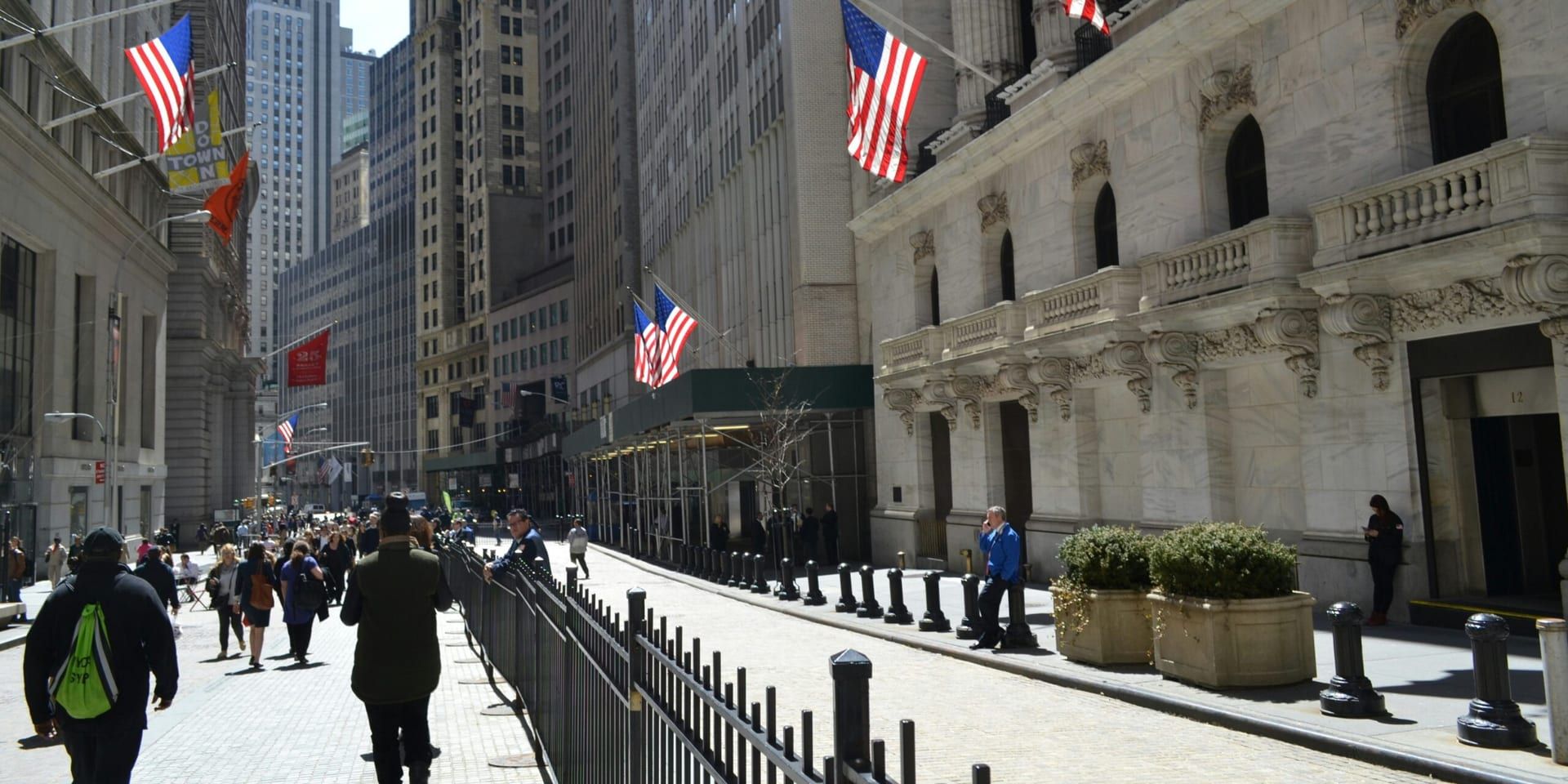 U.S. Markets Advance Despite Escalating Trade Tensions and Tariff Hikes