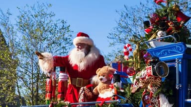 Disney’s Magical Christmas Day Parade Captivates Viewers with Music, Magic, and Holiday Joy