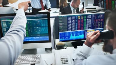 Stock Markets See Modest Gains Amid Economic Uncertainty and Tariff Concerns