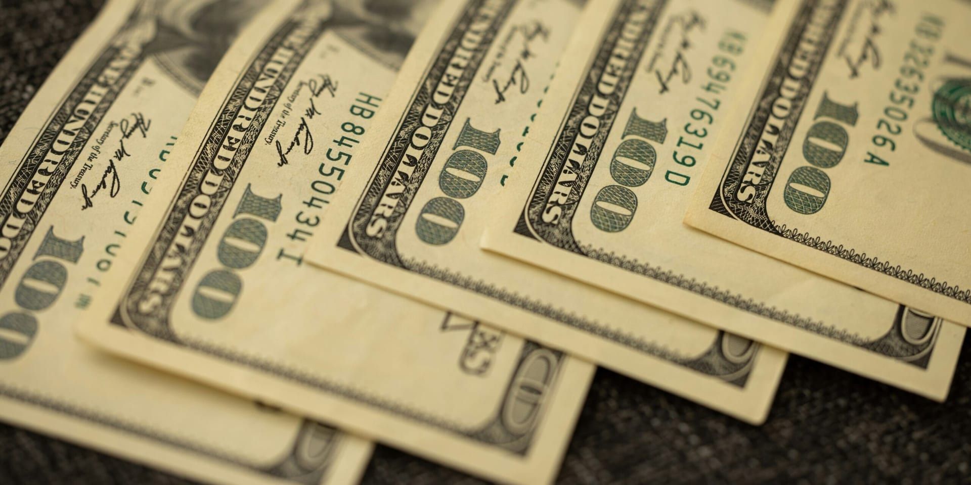U.S. Inflation Unexpectedly Holds Steady at 2.7%