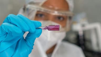 Biotech Advances: LNP‑mRNA Shows HIV Target Potential