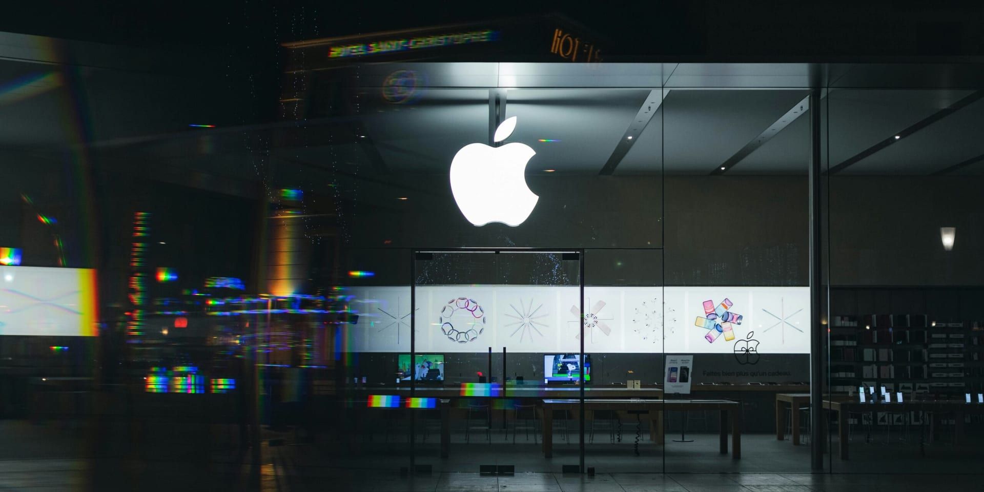 How Apple’s Liquid Glass Redesign and Apple Intelligence Are Shaping the Next Generation of U.S. Apps