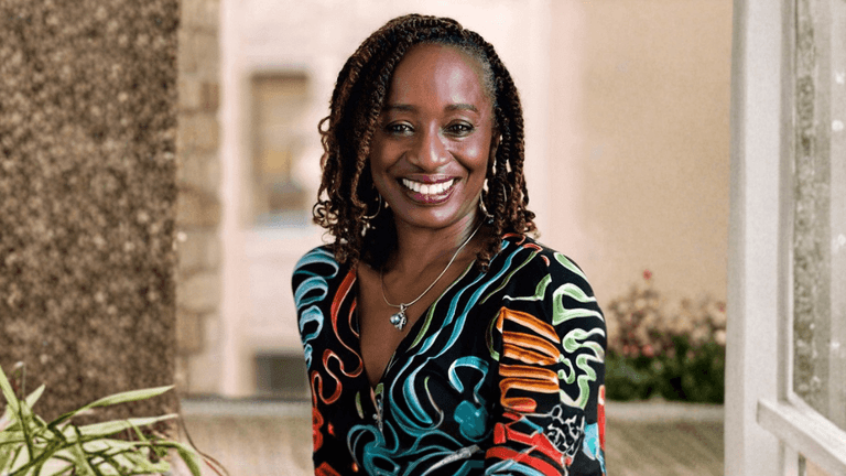 Illyasha Peete’s people-centered leadership approach is shifting how leaders engage their teams, reducing the grind and increasing clarity, connection, and real results.