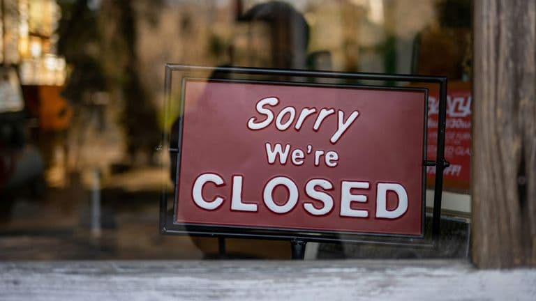 U.S. Government Shutdown Delays Key Economic Data, Creating Uncertainty for Policymakers and Investors