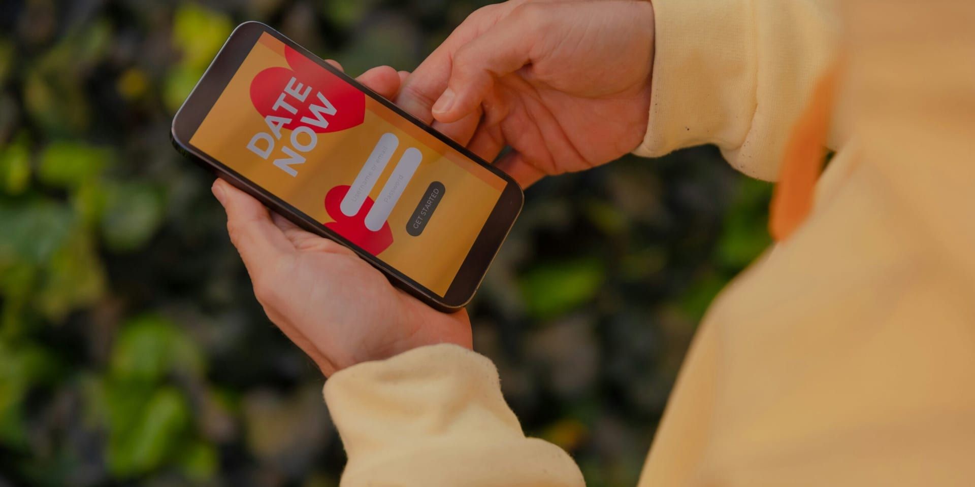 Trump Organization Unveils ‘T1 Mobile’ Service and Gold-Colored Smartphone