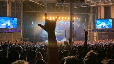 Stadium Tours Drive Ticket Economy: MCR Opens Seattle Run