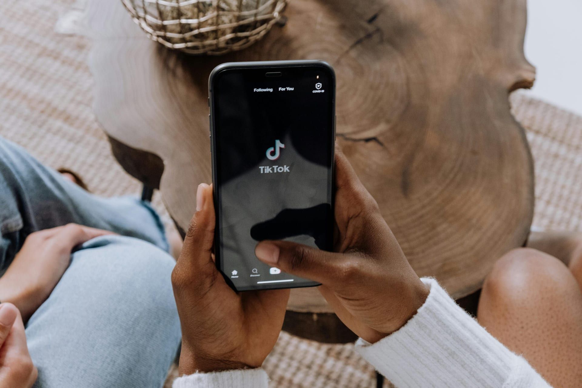 US Congress Moves Forward with Bill Aiming to Prohibit TikTok