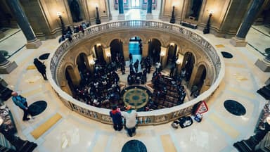 Congress Successfully Passes Emergency Funding Bill to Prevent Government Shutdown