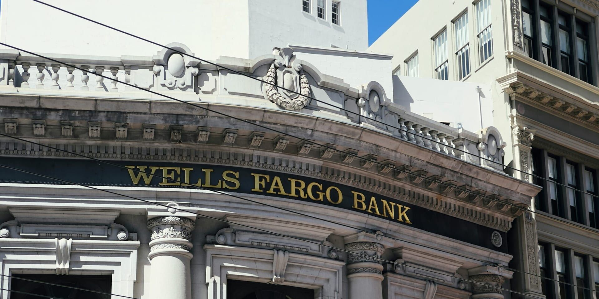 Banks and Markets Stand Still as Labor Day Arrives