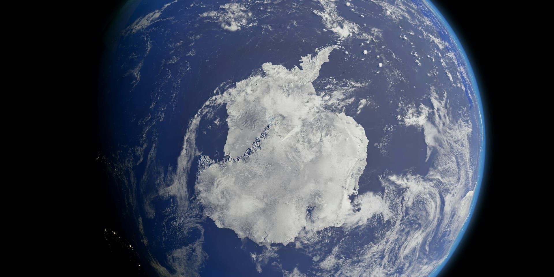 Earth Sets New Record for Shortest Day Amid Accelerating Rotation
